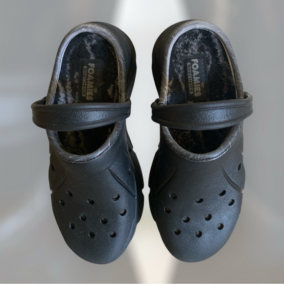 SKECHERS MAX CUSHIONING PLATFORM Faux Fur Lined Foamies Mules Size 10 Gothic - Picture 2 of 15